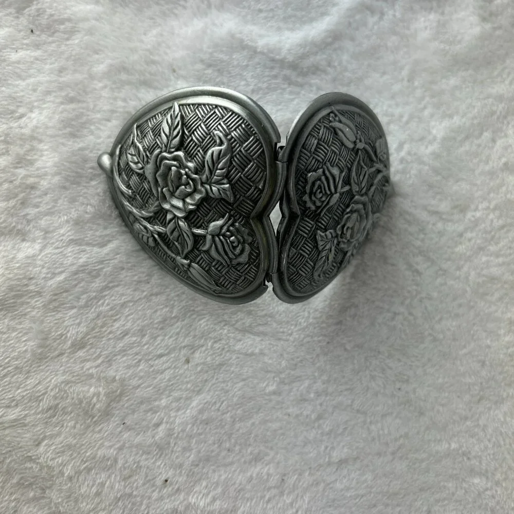 Compact Heart shaped Mirror box Antique Silver Tone Metal